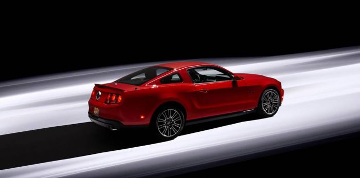 2010_ford_mustang_color_red_coupe09.jpg