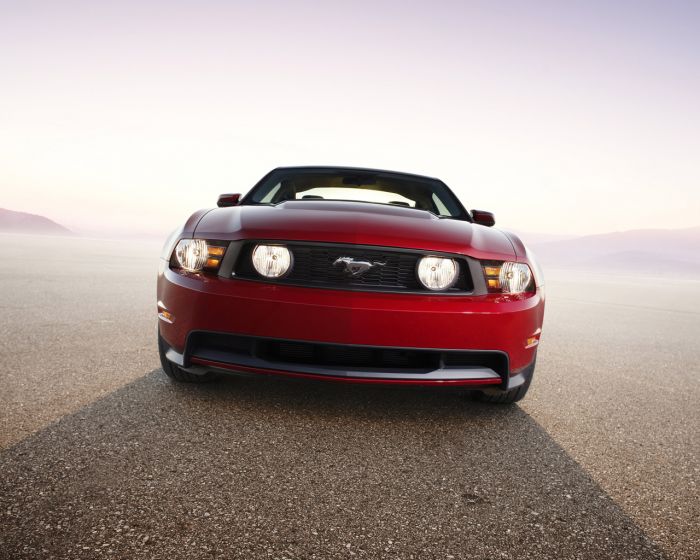 2010_ford_mustang_color_red_coupe01.jpg