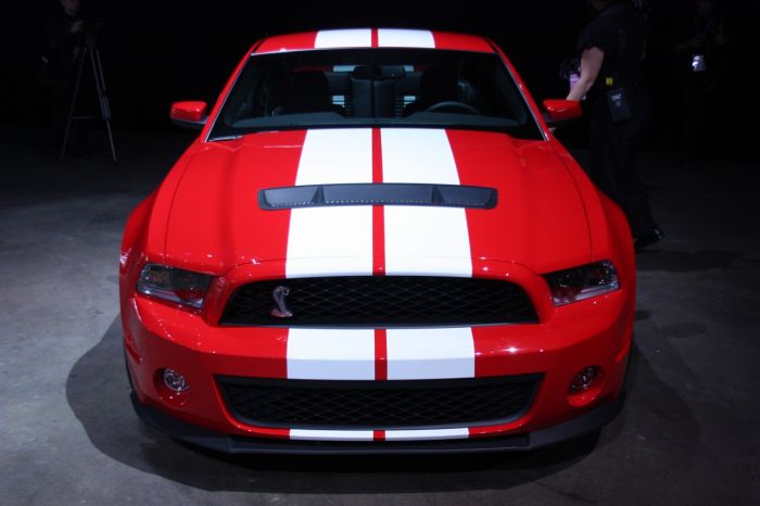 2010-shelby-gt500-coupe-rot-front1.jpg