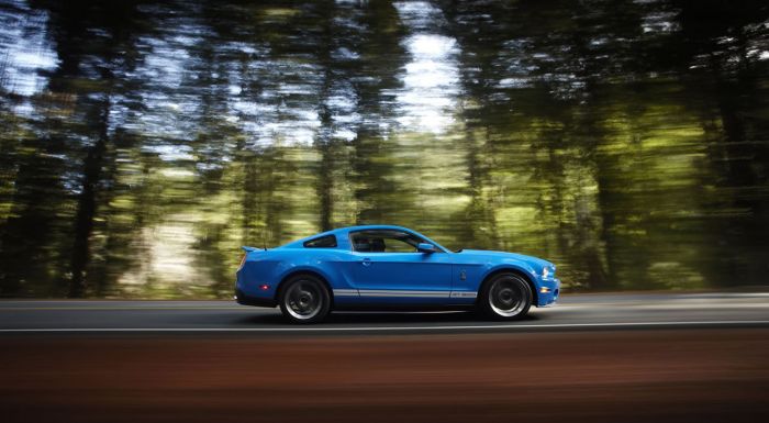 2010_shelby-gt500_coupe_exterieur07.jpg